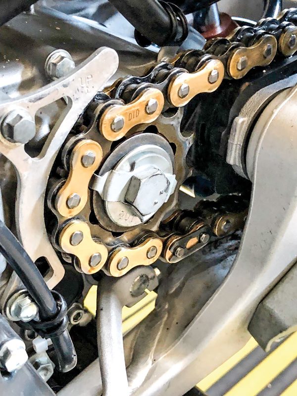 D.I.D ERT3 Non O-Ring Gold Chain 520 - D.I.D aftermarket dirt bike part